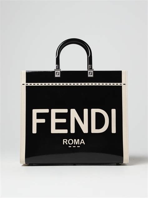 fendi バッグ 黒|fendi canvas bag.